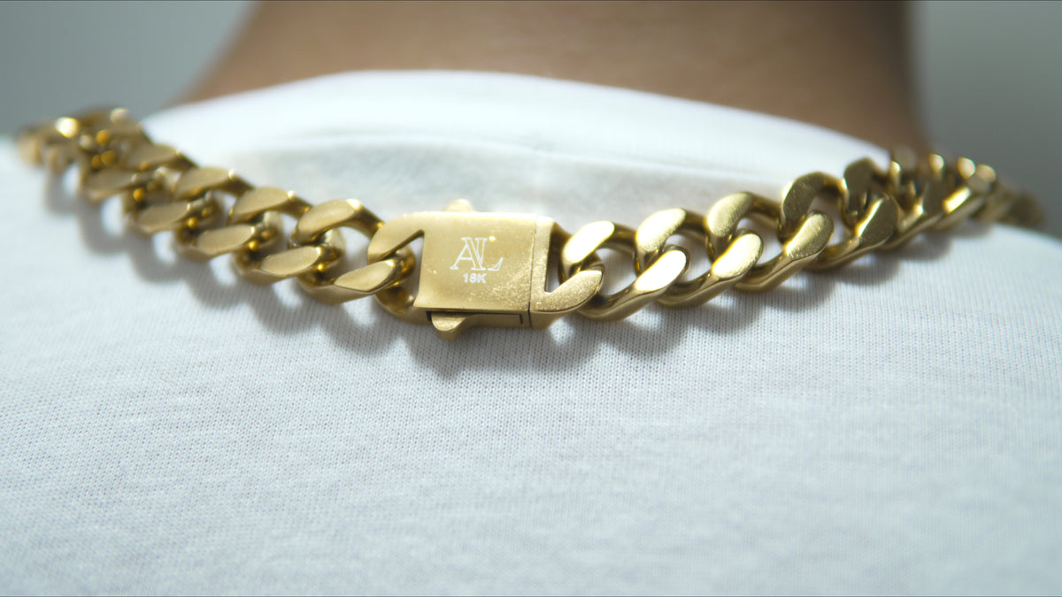 18K Gold Plated Cuban Link Chain Necklace - Premium Quality, Lifetime Guaranteed